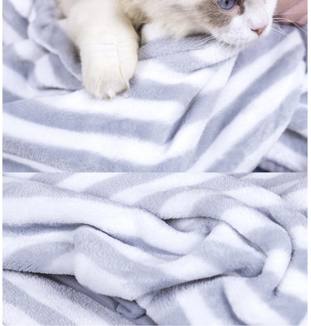 Washable Fleece Cat Apron With Pouch