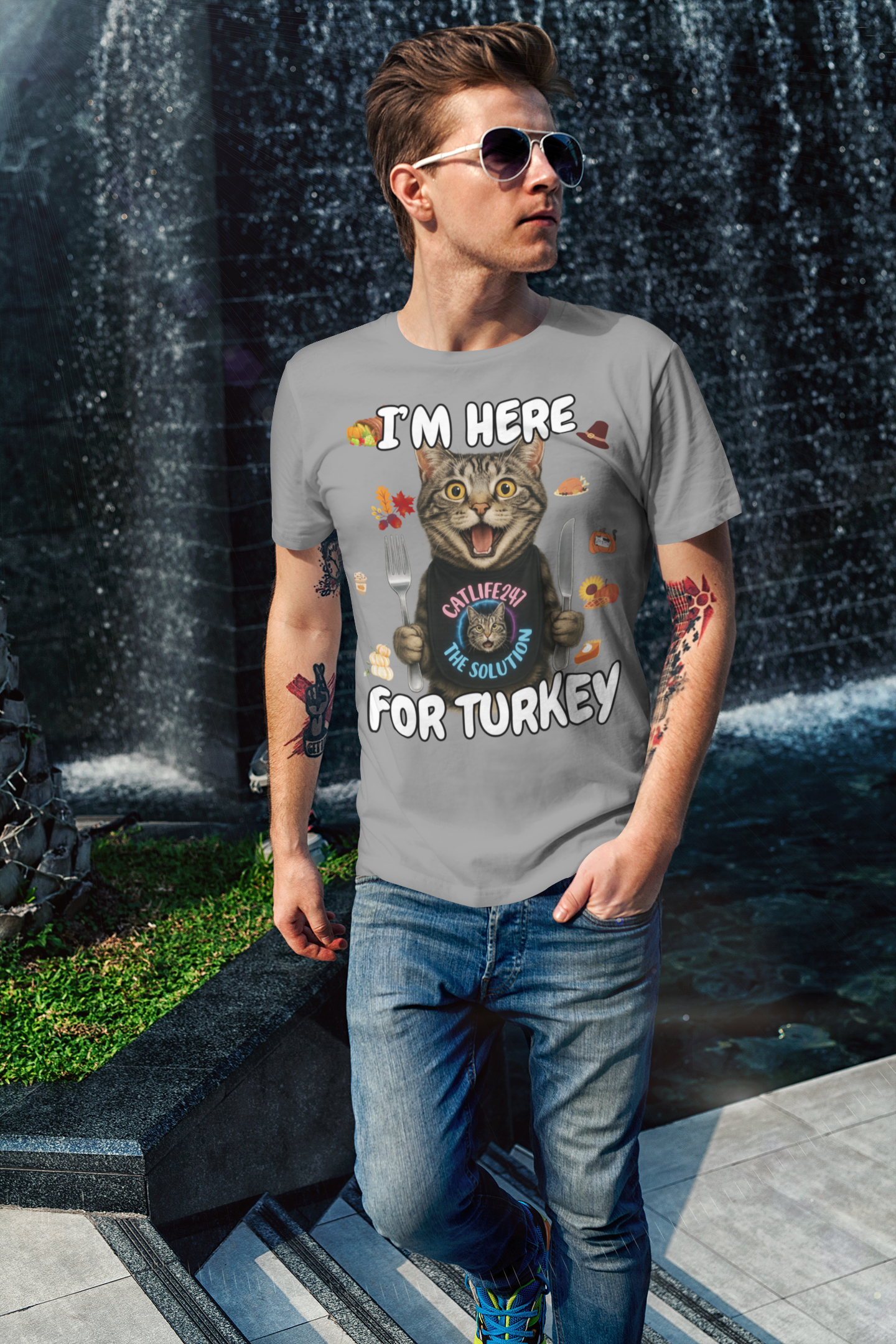 I'm Here for Turkey, Thanksgiving Cat